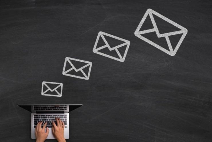 Email trong giao tiếp nơi công sở – tưởng dễ mà không dễ!