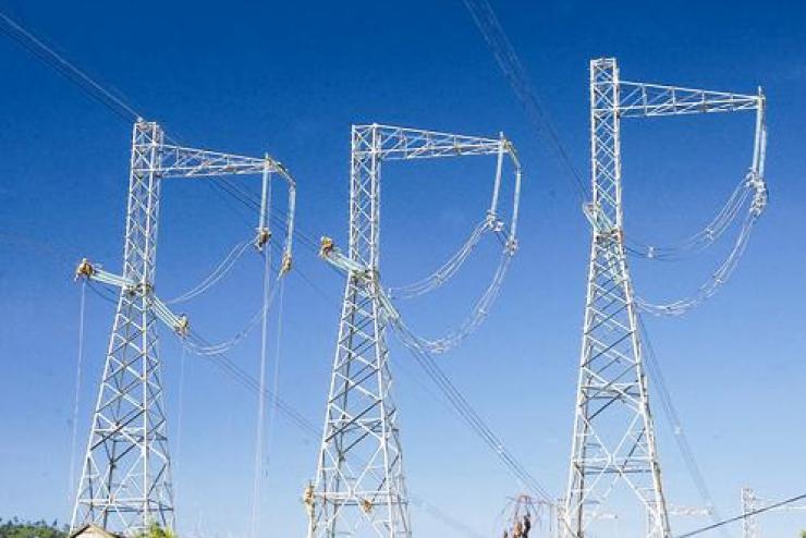 Thêm mạch trên đường dây 500kV để giảm tổn thất